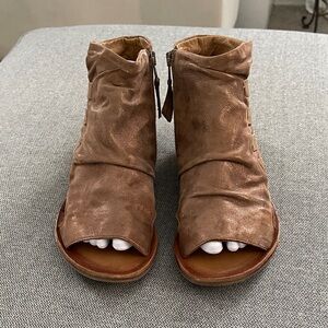 MIZ MOOZ FIZZY Sandal